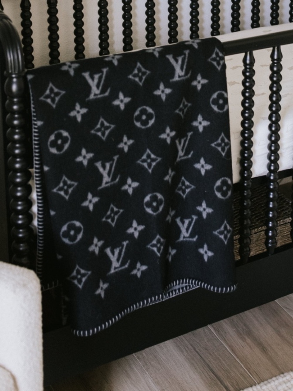 Louis Vuitton Wool Monogram Eclipse Blanket – Black/Grey